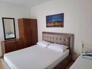 Cozy apartment in the city center 2