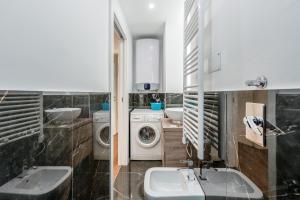 Certosa Chic 41 by InnStay