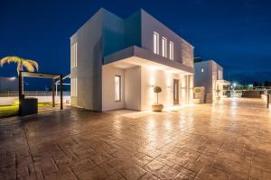 D&R Boutique Villas R