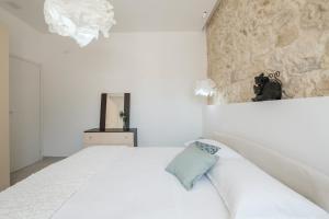 Modern Mediterranean Suite img25