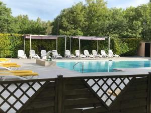 Camping 3 étoiles - Piscine - ccbbhgd