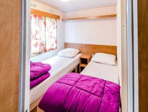 Campings Camping 4 etoiles - Piscine - ccbbghg : photos des chambres