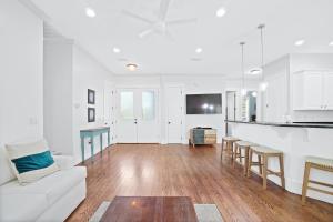 30A Beach House - Caspian Sea-duction