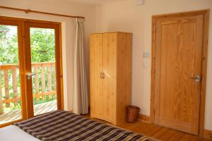 Owls Roost Eco Lodge Apartment Lampeter