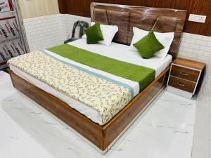 GAYATRI SHRADDHALU NIWASs