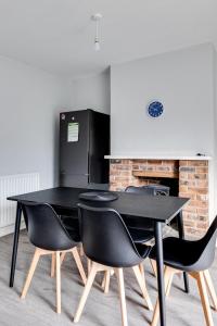 Bentley Terrace by YourStays, perfect for Bentley Motors!