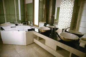 Luxurious private villa in Mahis