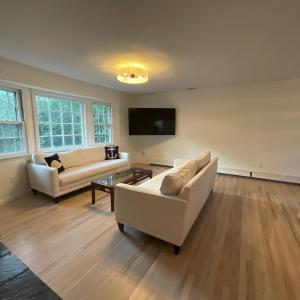 Lovely, spacious Hamptons house on quiet street