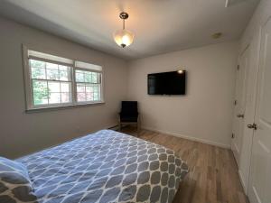 Lovely, spacious Hamptons house on quiet street