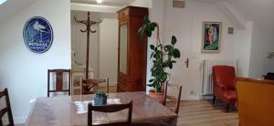 Appartement privatif étage maison - 2 chambres - 5 couchages - Jardin