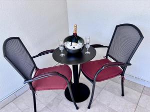 Double or Twin Room with Balcony room in Rooms & Pansion Odmor