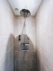 Le Grenier d’Anatole : Parking Haut Standing