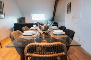 Appartements Le Grenier d’Anatole : Parking / Haut Standing : photos des chambres