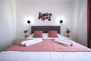 Villa Belvue - Big Pool & Private Parking - 500m Sea