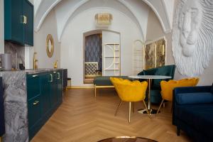 Luxury apartments Banská Bystrica on the main square- LUSSO, FRESCO, PURE