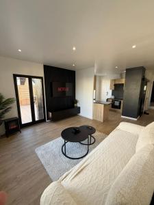 Appartements Appartement jacuzzi d-exception - proche Paris : photos des chambres