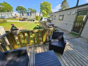 Mobilhome tout confort 4 pers 2 chambres N10 Camping Paradis Le Pouldu - Ubytování bez kategorie ve městě Clohars-Carnoët