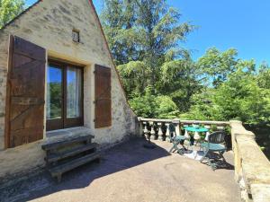 Maisons de vacances Gite de charme en Dordogne avec piscine et jardin - FR-1-616-485 : photos des chambres