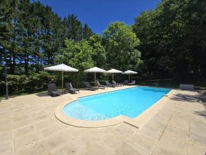 Maisons de vacances Gite de charme en Dordogne avec piscine et jardin - FR-1-616-485 : photos des chambres