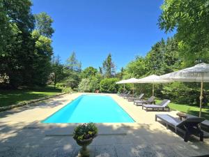 Maisons de vacances Gite de charme en Dordogne avec piscine et jardin - FR-1-616-485 : photos des chambres