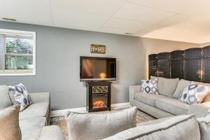 Less Than 1 Mi to Marina Fair Play Home on Lake Hartwell