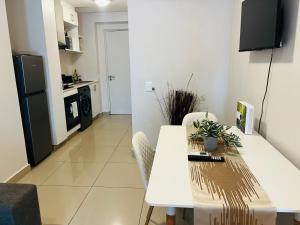 Tranquility Studio with pool at uMhlanga DBN