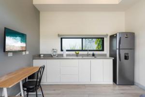 Sprawling Modern Property with a Tranquil Outdoor Living Space swimming pool and a private Casita