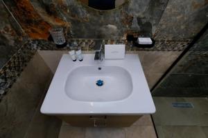RIZK LUXURY hOTEL