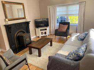 Bungalow in Clerihan