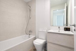 Ultimate Rentals - Modern Comfort and Views in Oceana Gardens, Estepona