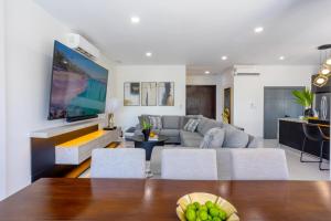 Casa Bonita and Pool Club at Mahogany Bay