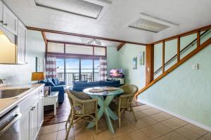 Lookout Loft a Cedar Cove Condo