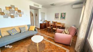 ANN001 Bright Two Bedroom Townhouse