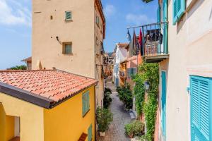 Appartements BAY VIEW AP4470 By Riviera Holiday Homes : photos des chambres