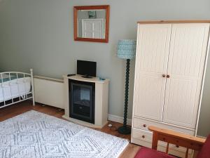 Cooraclare apartment