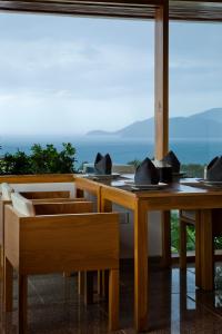 Golden Holiday Hotel