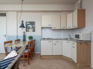 Dorpsplein 23E apartment in Callanstoog square