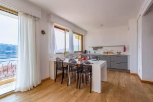 Appartements Dina palace AP4462 By Riviera Holiday Homes : photos des chambres