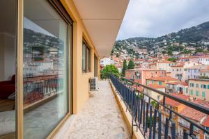 Appartements Dina palace AP4462 By Riviera Holiday Homes : photos des chambres