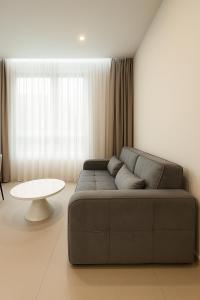 LY Diamond Suite ,City Center