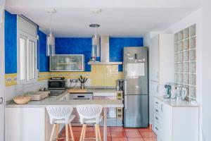 Apartment - Sleeps6 - Pool - SeaView - PetFriendly