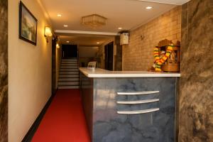 Hotel Sai Samrat INN