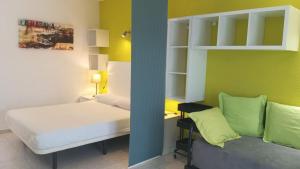 602 Cala Forn Salou Side sea views w Direct access to the beach