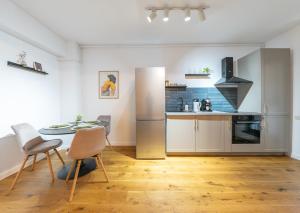 Central Retreat Unirii Mansion