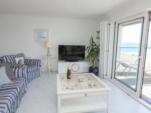 27 Burgh Island Causeway