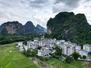 Yangshuo Floral Whisper Valley