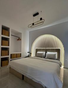 Vision Home - 300m from Ornos Beach