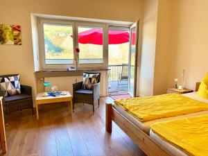 Burggarten Wine Residences - Wein direkt vom Winzer, eBike & eAuto aufladen und parken