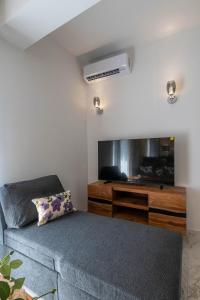 Zenon Homes 2nd Floor, Kalamata Center