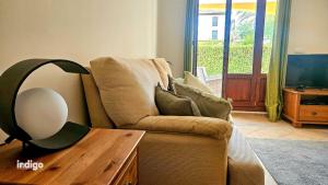 (CAP001) Con jardín y acceso a la piscina.